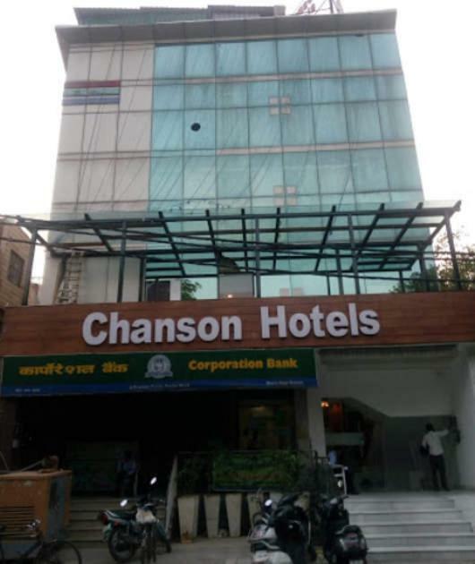 Chanson Hotel New Delhi Extérieur photo